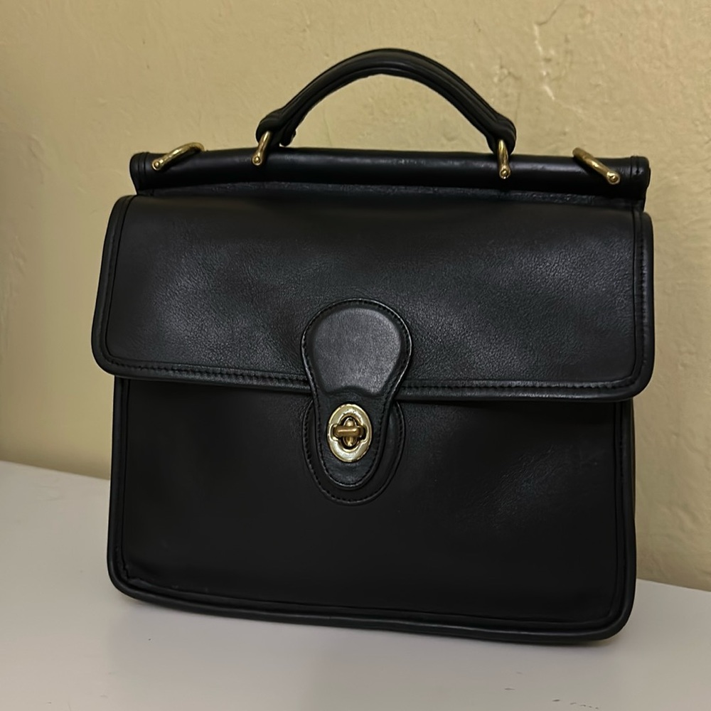 Vintage Coach, Black Willis bag